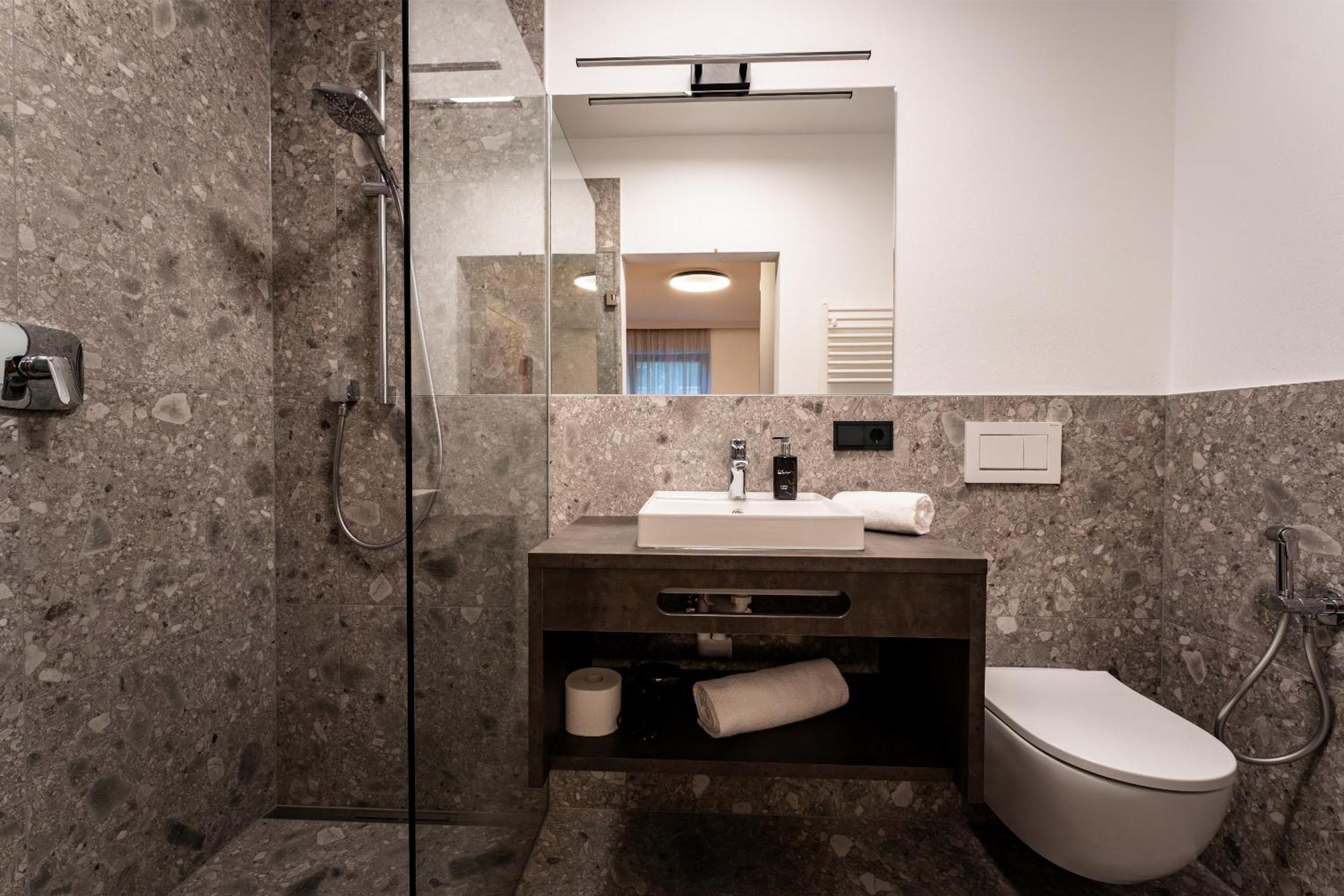Self Service Hotel Schnalser Hof Naturns Esterno foto