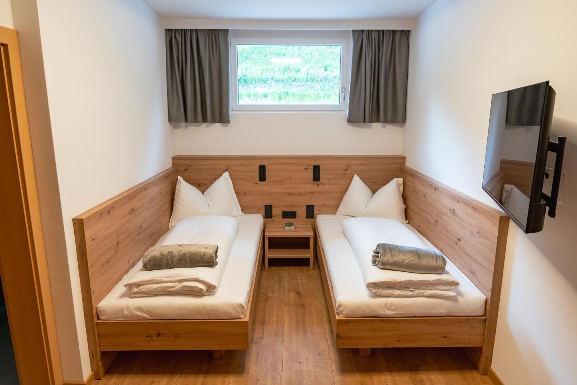Self Service Hotel Schnalser Hof Naturns Esterno foto